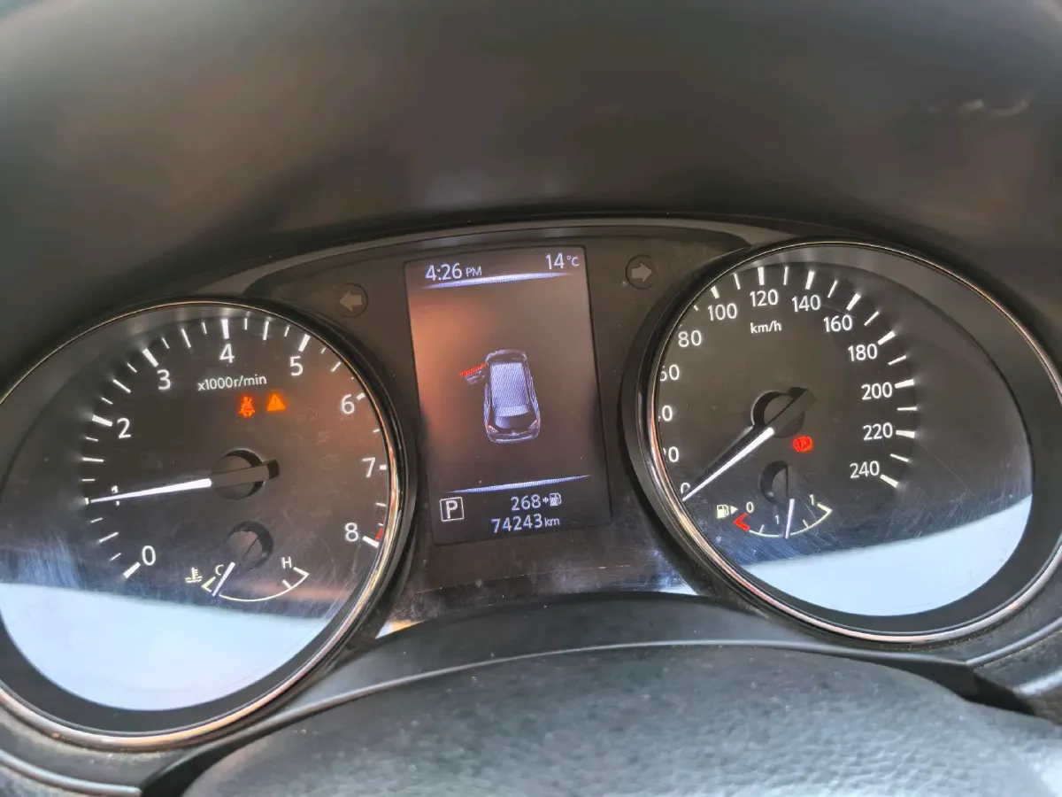 2019 Nissan X-Trail 2.0L 154HP L4 CVT,autocango,china used car exporter,china ev exporter,chinese used car exporter,chinese used ev exporter