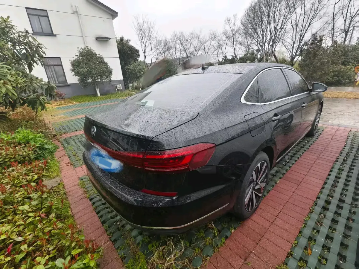 2025 Volkswagen Passat 2.0T 186HP L4 7DCT,autocango,china used car exporter,china ev exporter,chinese used car exporter,chinese used ev exporter