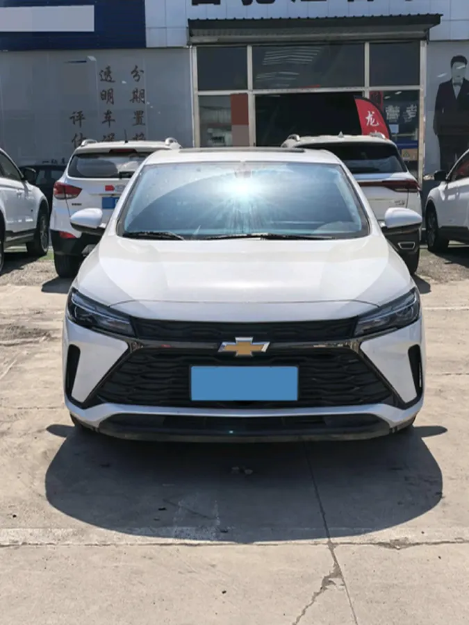 2023 Chevrolet Monza 1.5L 113HP L4 6DCT,autocango,china used car exporter,china ev exporter,chinese used car exporter,chinese used ev exporter