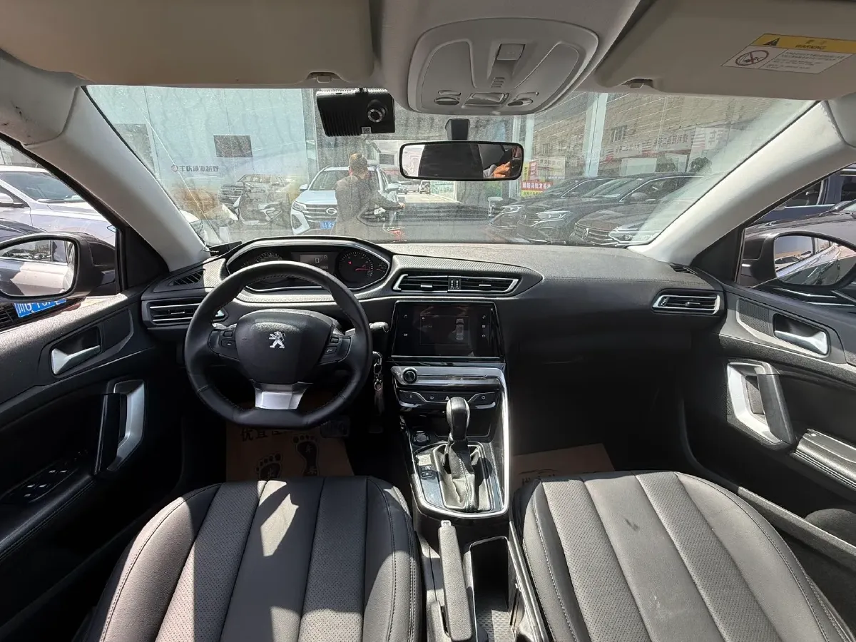 2018 Peugeot 308 1.6L 117HP L4 6AT,autocango,china used car exporter,china ev exporter,chinese used car exporter,chinese used ev exporter