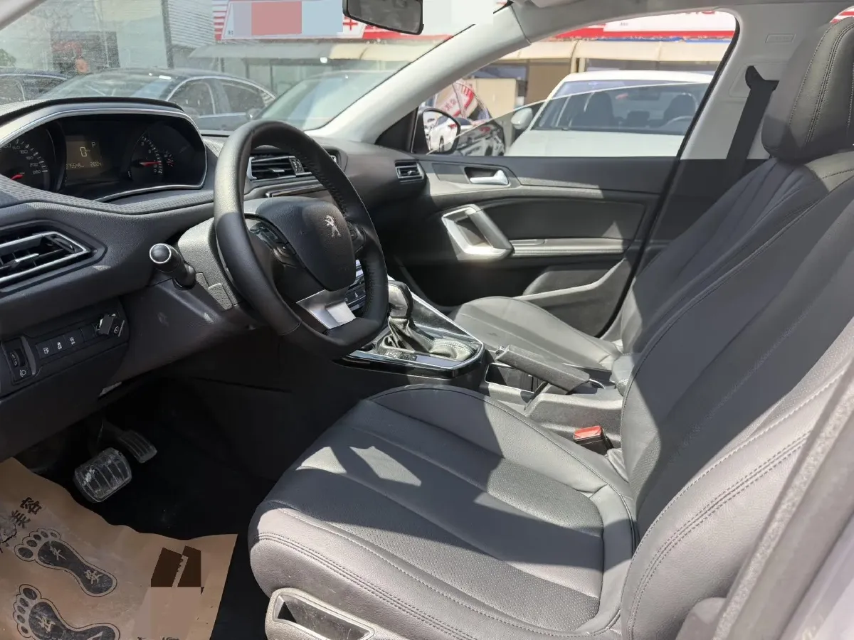 2018 Peugeot 308 1.6L 117HP L4 6AT,autocango,china used car exporter,china ev exporter,chinese used car exporter,chinese used ev exporter