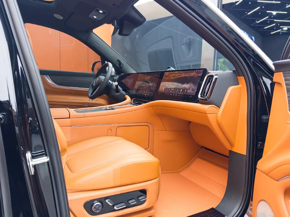 2025 AITO AITO M9 REEV 160HP REEV 52KWH,autocango,china used car exporter,china ev exporter,chinese used car exporter,chinese used ev exporter