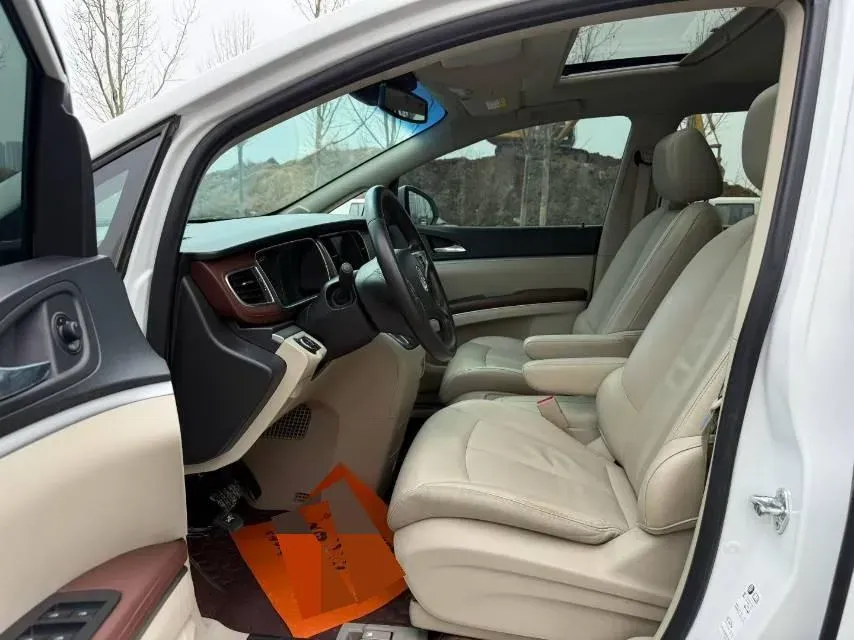 2018 Buick GL8 2.0T 260HP L4 6AT,autocango,china used car exporter,china ev exporter,chinese used car exporter,chinese used ev exporter