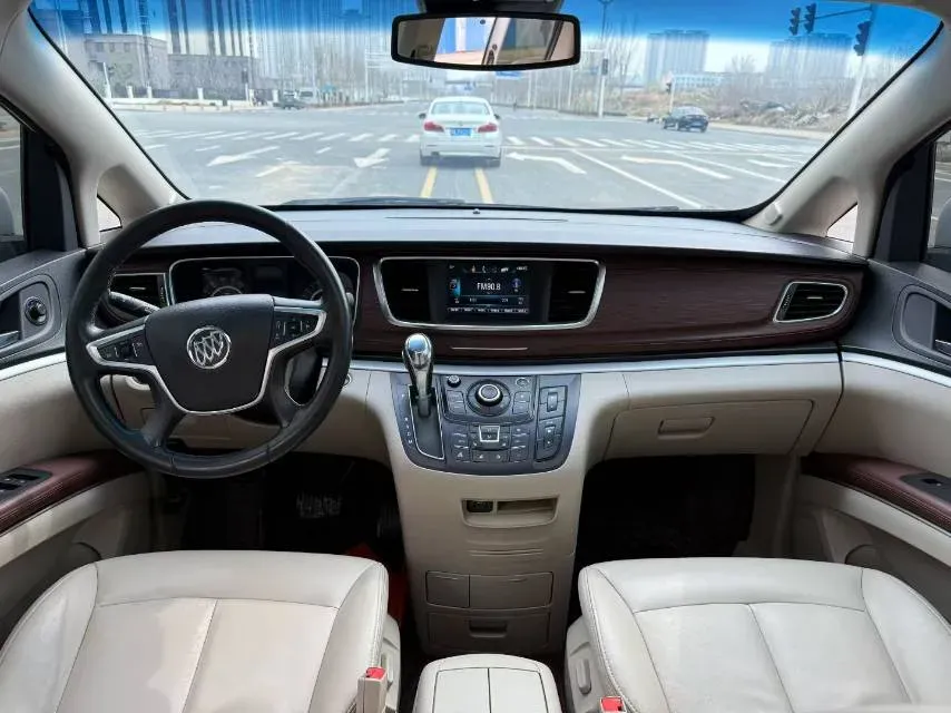 2018 Buick GL8 2.0T 260HP L4 6AT,autocango,china used car exporter,china ev exporter,chinese used car exporter,chinese used ev exporter