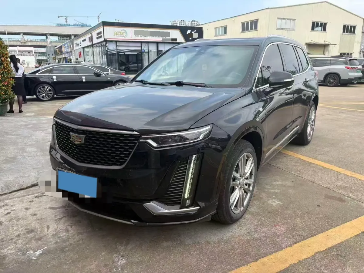 2022 Cadillac XT6 2.0T 237HP L4 9AT,autocango,china used car exporter,china ev exporter,chinese used car exporter,chinese used ev exporter