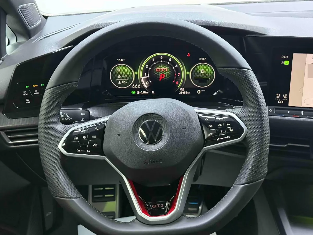 2021 Volkswagen GolfGTI 2.0T 220HP L4 7DCT,autocango,china used car exporter,china ev exporter,chinese used car exporter,chinese used ev exporter