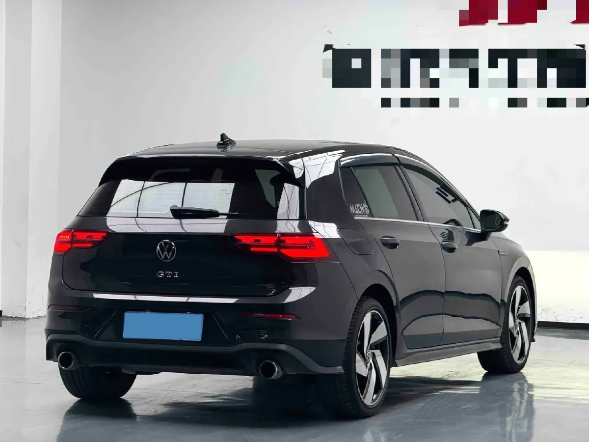 2021 Volkswagen GolfGTI 2.0T 220HP L4 7DCT,autocango,china used car exporter,china ev exporter,chinese used car exporter,chinese used ev exporter