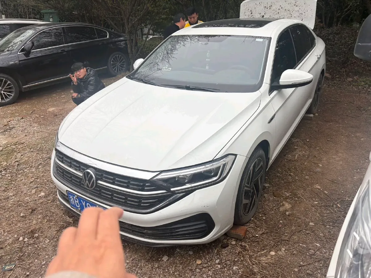 2023 Volkswagen Sagitar 1.4T 150HP L4 7DCT,autocango,china used car exporter,china ev exporter,chinese used car exporter,chinese used ev exporter