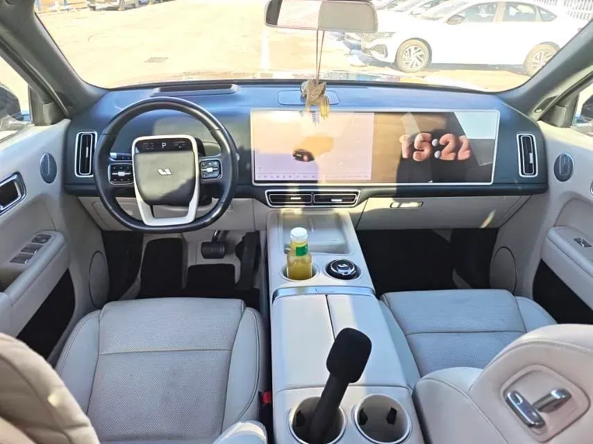 2022 Li L9 Range Extended 154HP REEV 42.6KWH,autocango,china used car exporter,china ev exporter,chinese used car exporter,chinese used ev exporter