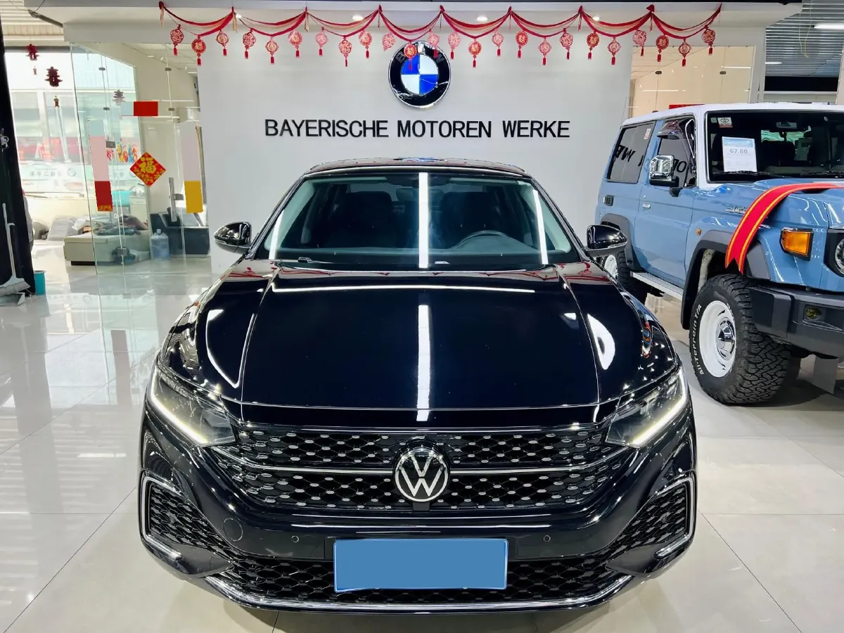 2024 Volkswagen Passat 2.0T 186HP L4 7DCT,autocango,china used car exporter,china ev exporter,chinese used car exporter,chinese used ev exporter