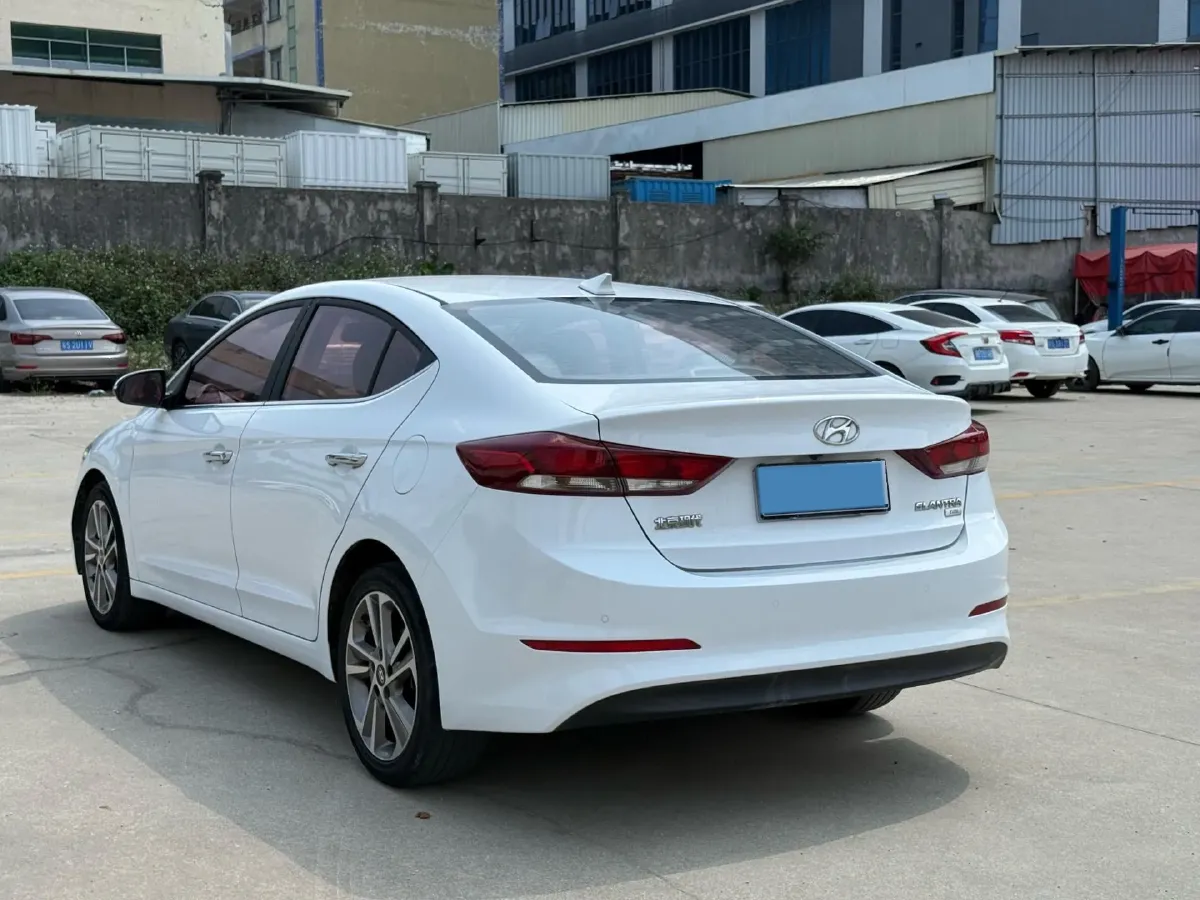 2016 Hyundai Elantra 1.6L 130HP L4 6AT,autocango,china used car exporter,china ev exporter,chinese used car exporter,chinese used ev exporter