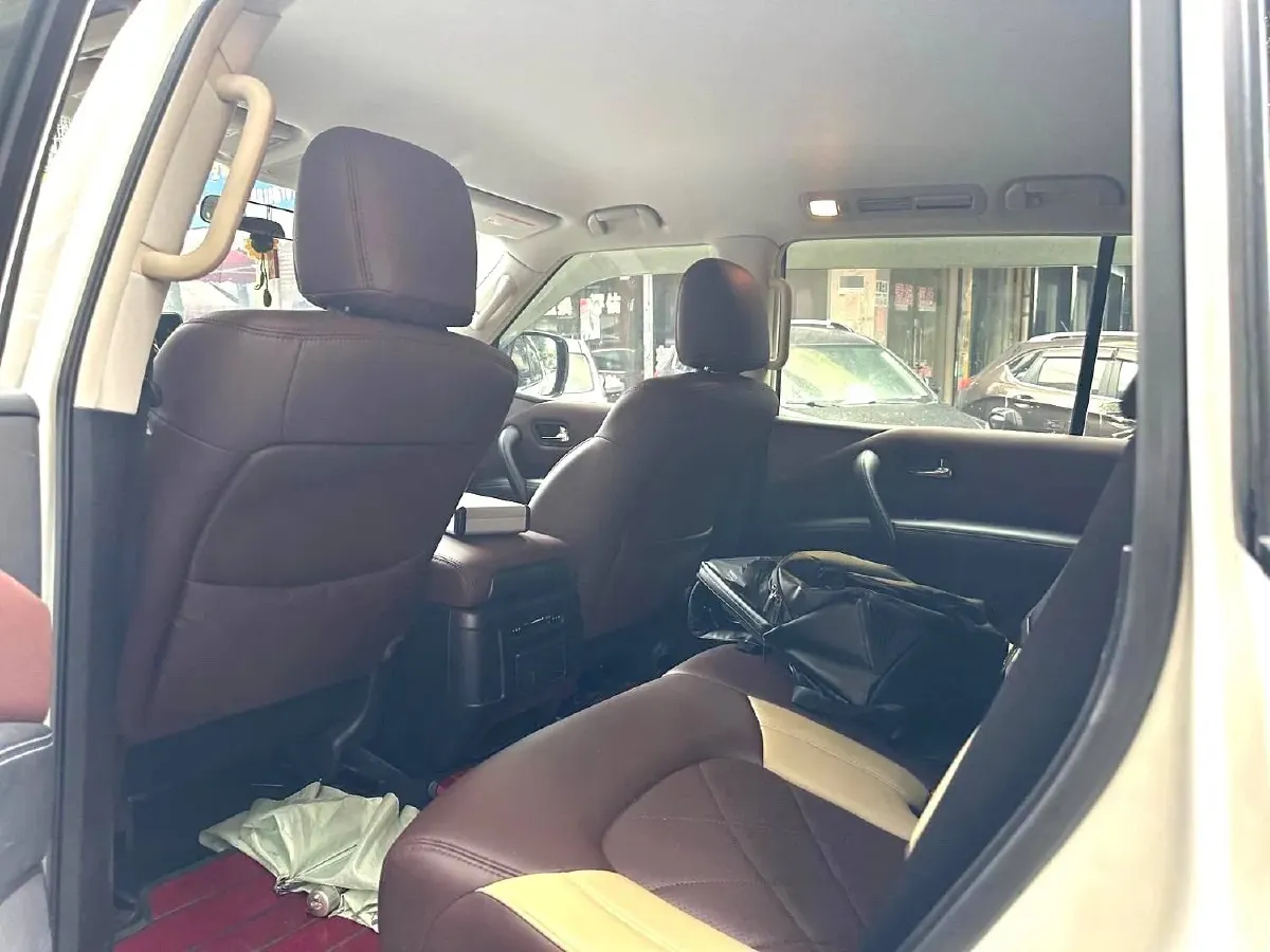 2018 Nissan Patrol 4.0L 279HP V6 7AT,autocango,china used car exporter,china ev exporter,chinese used car exporter,chinese used ev exporter