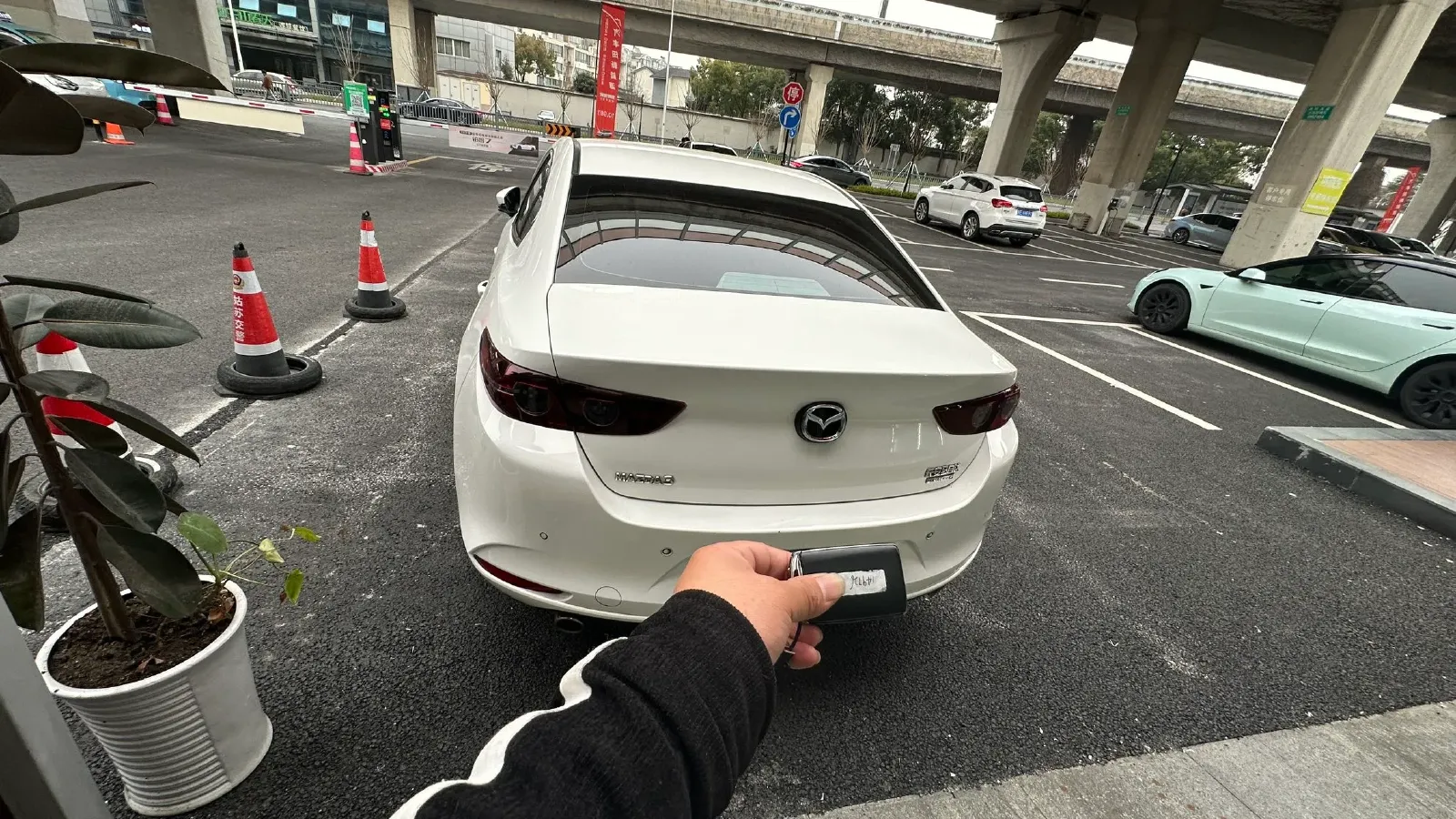 2021 Mazda 3 Axela 2.0L 158HP L4 6AT,autocango,china used car exporter,china ev exporter,chinese used car exporter,chinese used ev exporter