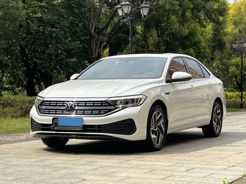 2023 Volkswagen Sagitar 1.5T 160HP L4 7DCT,autocango,china used car exporter,china ev exporter,chinese used car exporter,chinese used ev exporter