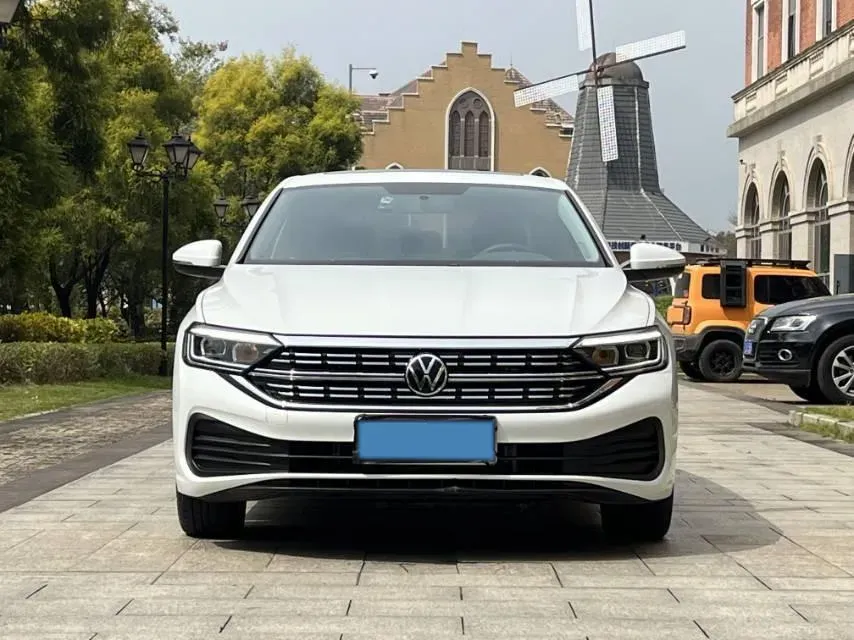 2023 Volkswagen Sagitar 1.5T 160HP L4 7DCT,autocango,china used car exporter,china ev exporter,chinese used car exporter,chinese used ev exporter