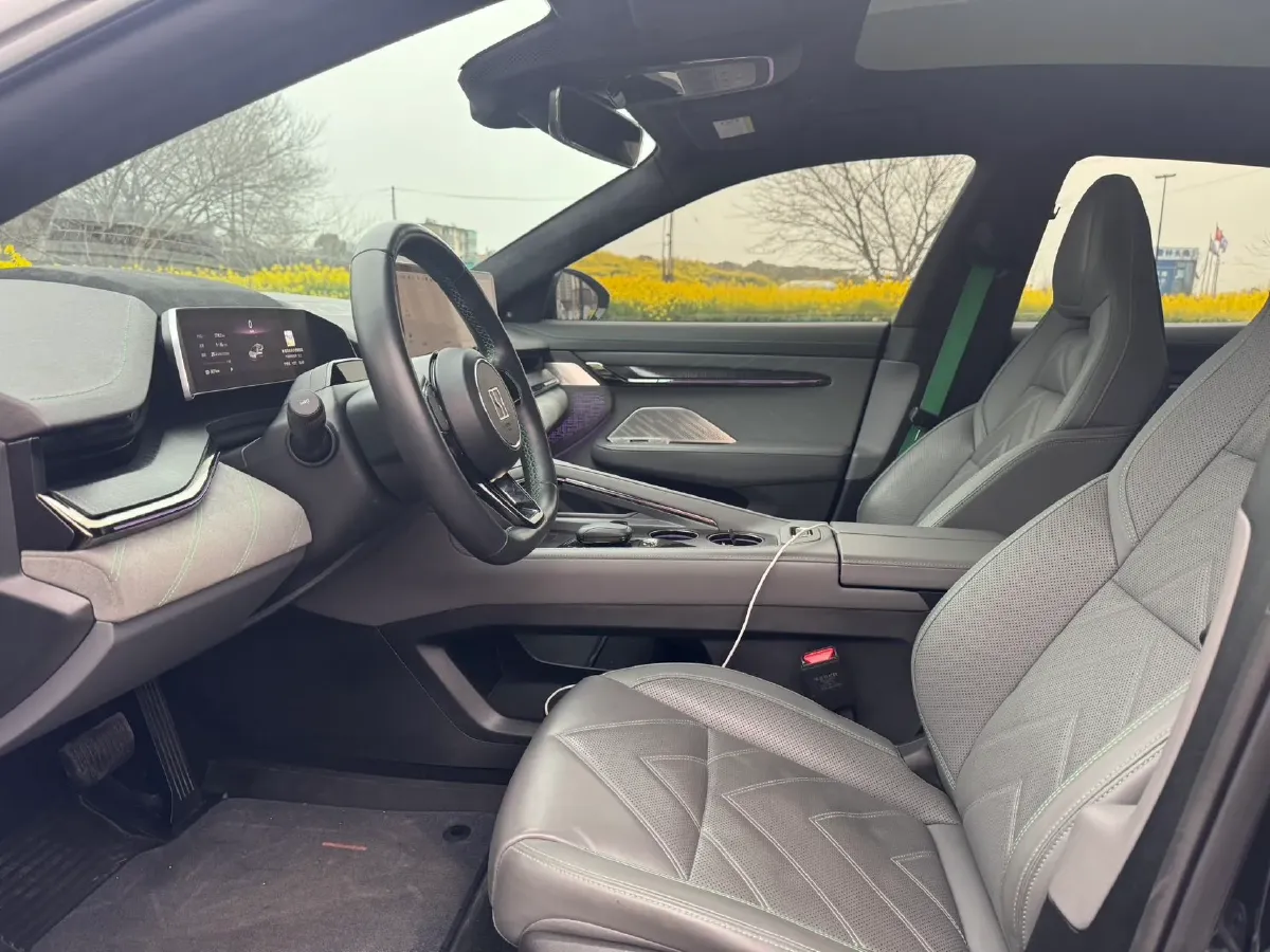 2022 Zeekr 001 BEV 100KWH,autocango,china used car exporter,china ev exporter,chinese used car exporter,chinese used ev exporter