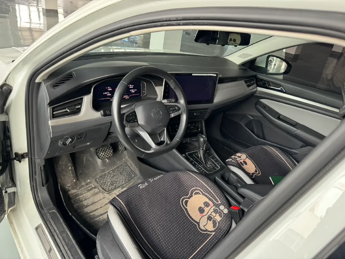 2023 Volkswagen Bora 1.5T 160HP L4 7DCT,autocango,china used car exporter,china ev exporter,chinese used car exporter,chinese used ev exporter