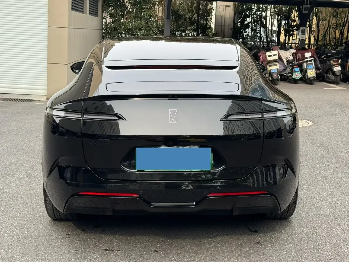 2025 Avatr 12 1.5T 156HP L4 REEV,autocango,china used car exporter,china ev exporter,chinese used car exporter,chinese used ev exporter