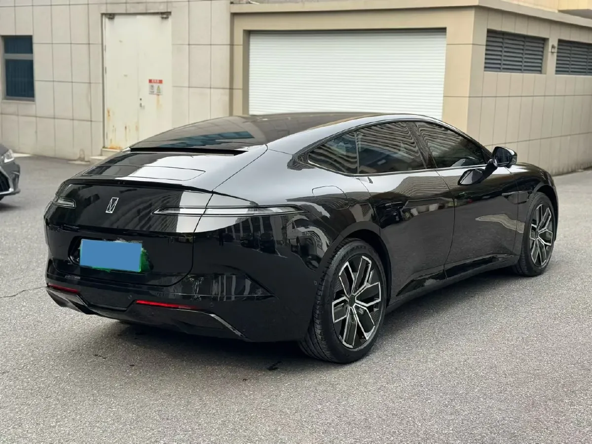 2025 Avatr 12 1.5T 156HP L4 REEV,autocango,china used car exporter,china ev exporter,chinese used car exporter,chinese used ev exporter