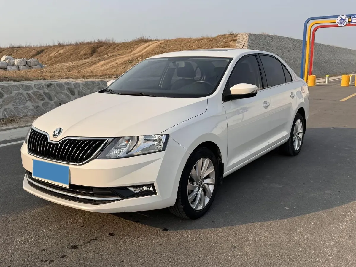 2019 SWM G01 1.5T 156HP L4 6MT,autocango,china used car exporter,china ev exporter,chinese used car exporter,chinese used ev exporter