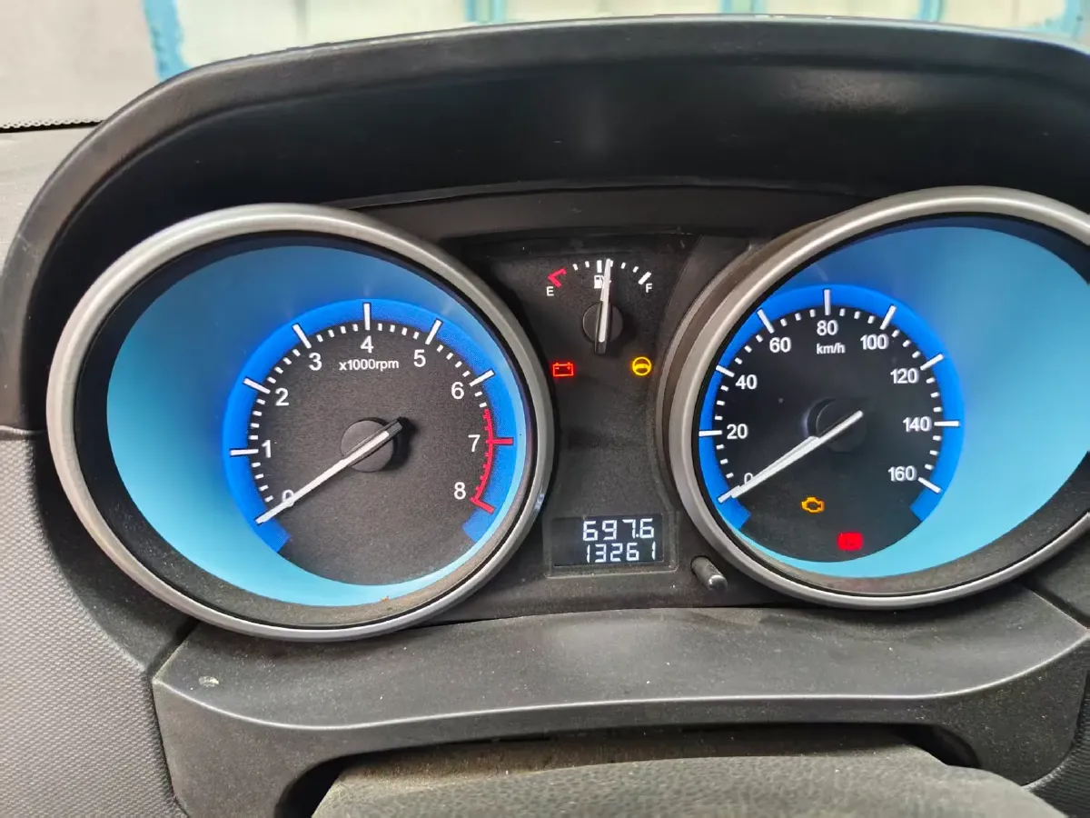 2021 Karry YouYou 1.5L 116HP L4 5MT,autocango,china used car exporter,china ev exporter,chinese used car exporter,chinese used ev exporter