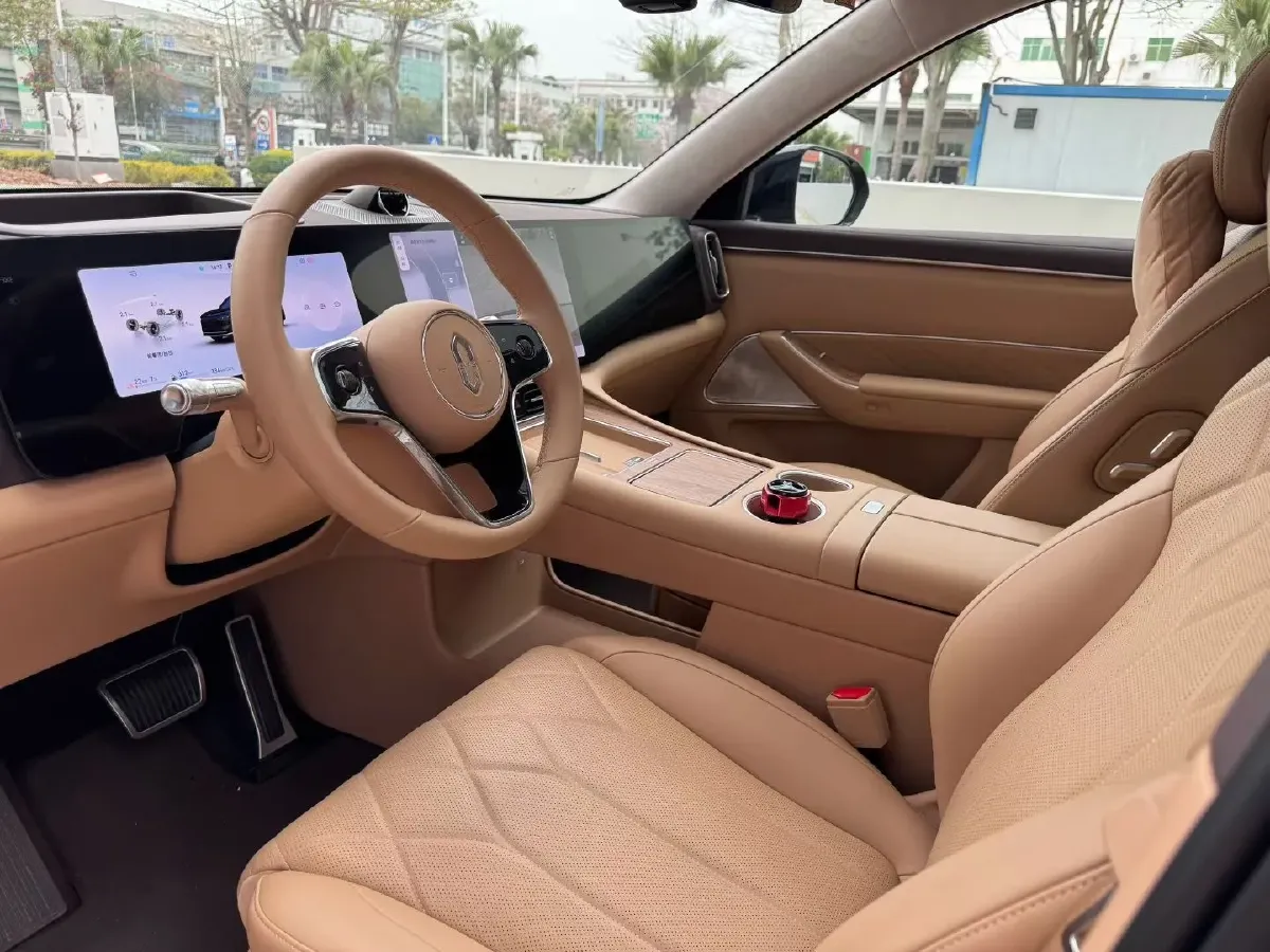 2025 AITO AITO M8 REEV 160HP REEV 53.4KWH,autocango,china used car exporter,china ev exporter,chinese used car exporter,chinese used ev exporter