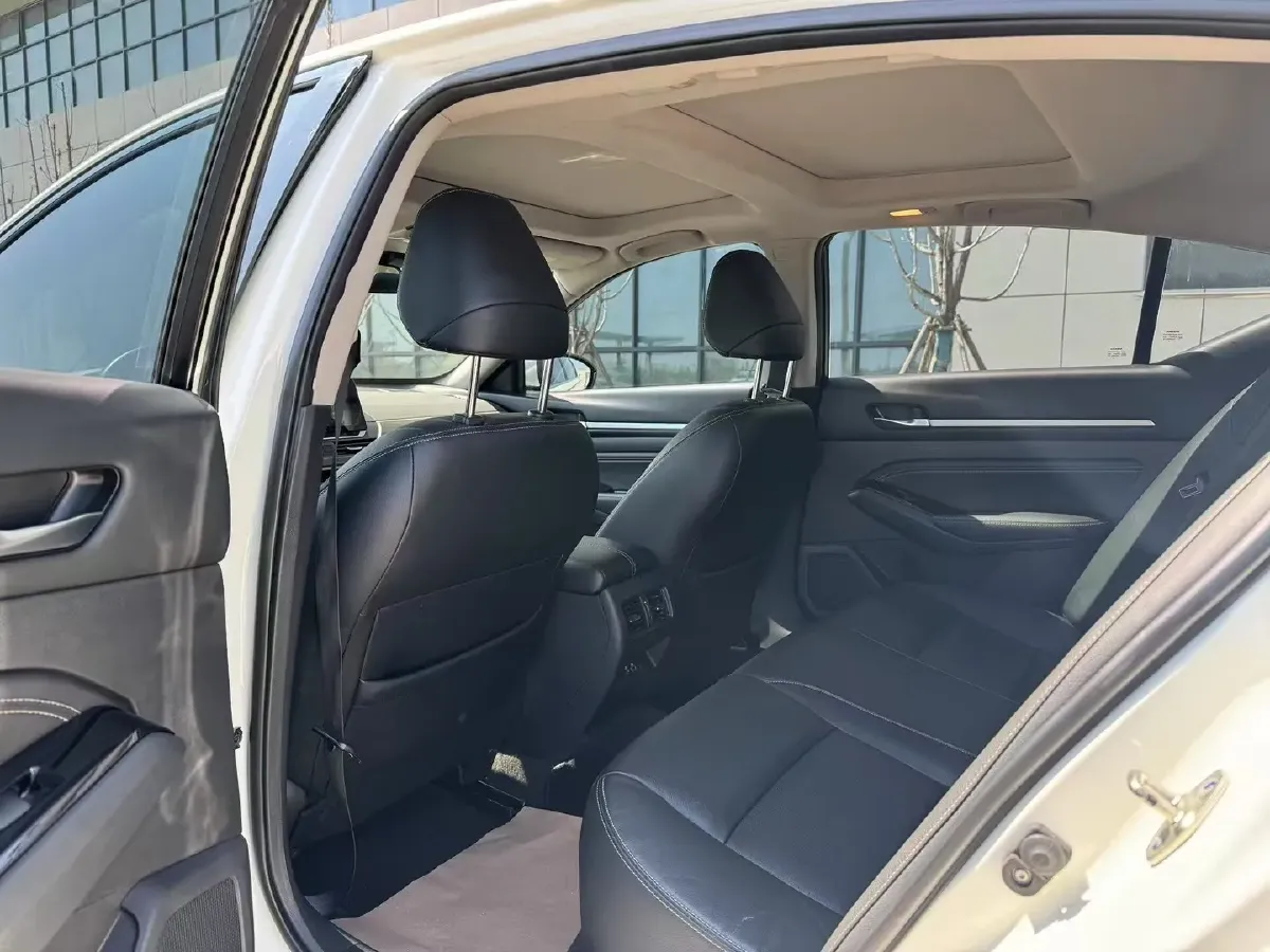 2021 Nissan Teana 2.0L 156HP L4 CVT,autocango,china used car exporter,china ev exporter,chinese used car exporter,chinese used ev exporter