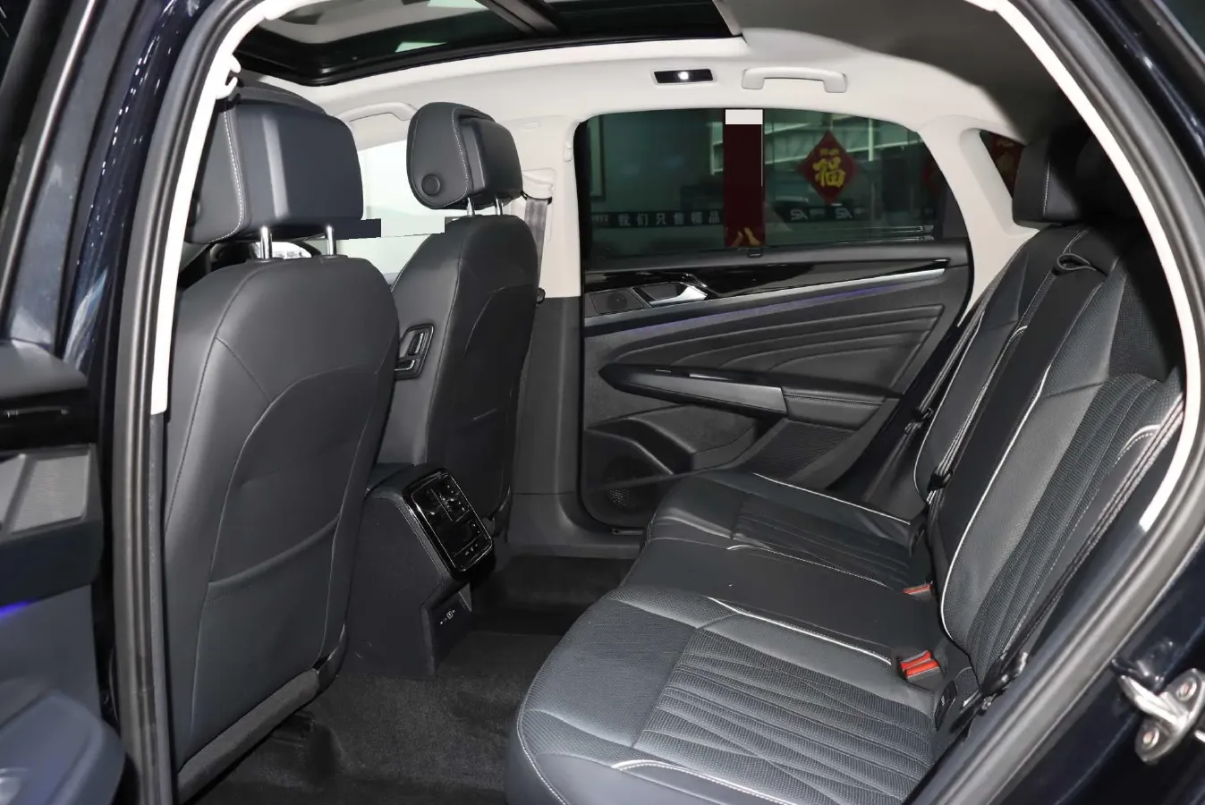 2023 Volkswagen Passat 2.0T 186HP L4 7DCT,autocango,china used car exporter,china ev exporter,chinese used car exporter,chinese used ev exporter