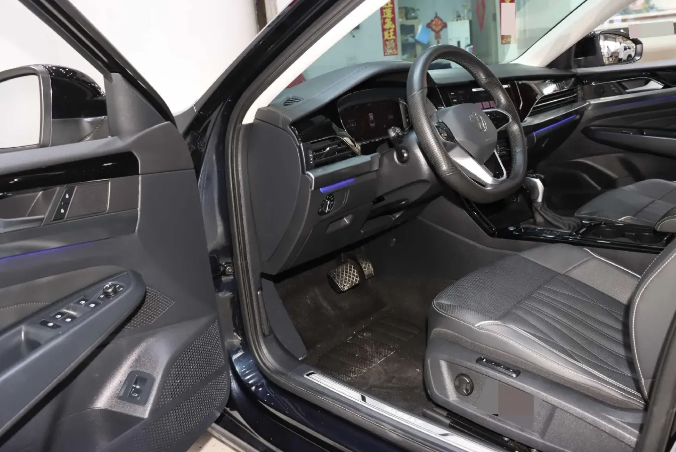 2023 Volkswagen Passat 2.0T 186HP L4 7DCT,autocango,china used car exporter,china ev exporter,chinese used car exporter,chinese used ev exporter