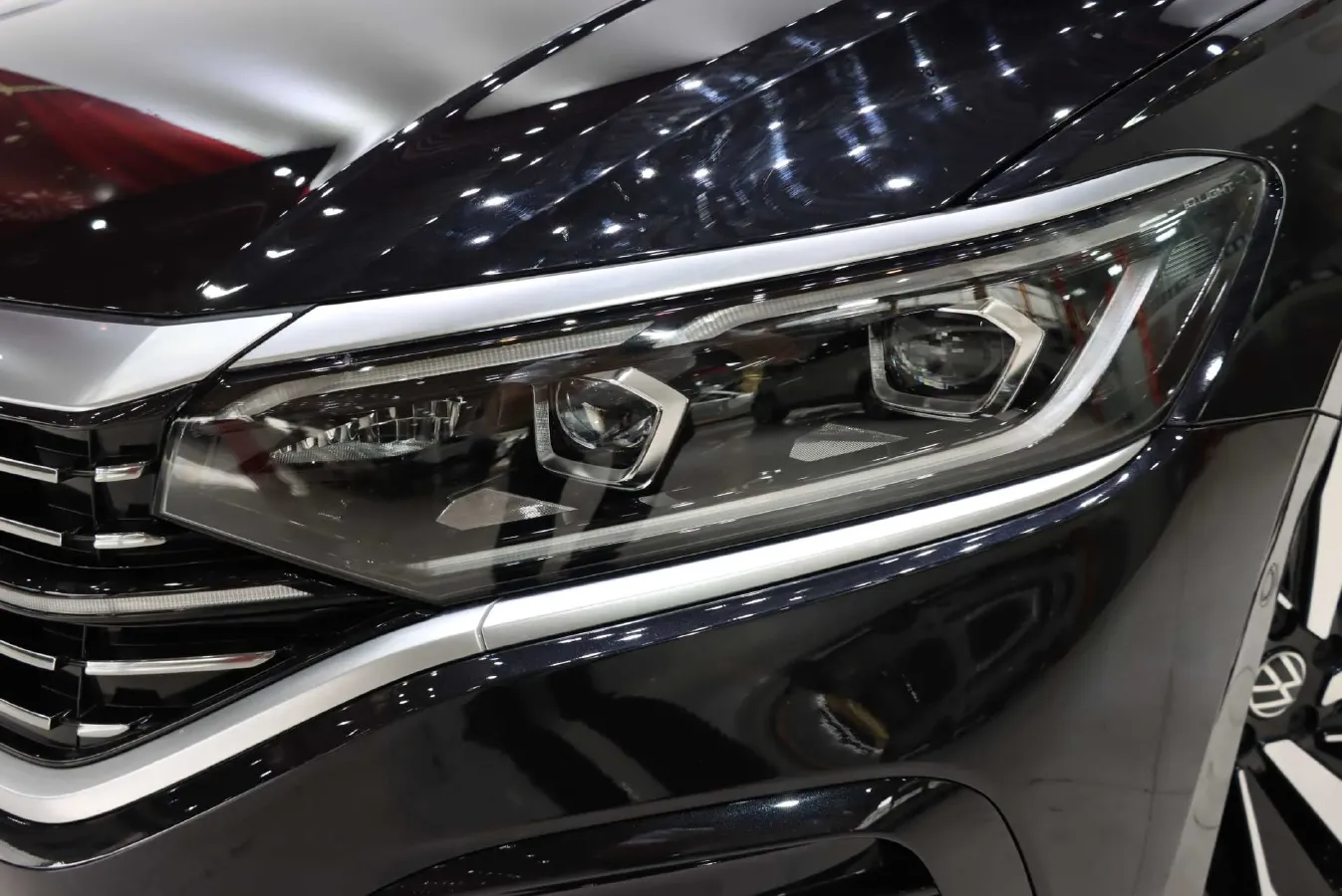 2023 Volkswagen Passat 2.0T 186HP L4 7DCT,autocango,china used car exporter,china ev exporter,chinese used car exporter,chinese used ev exporter