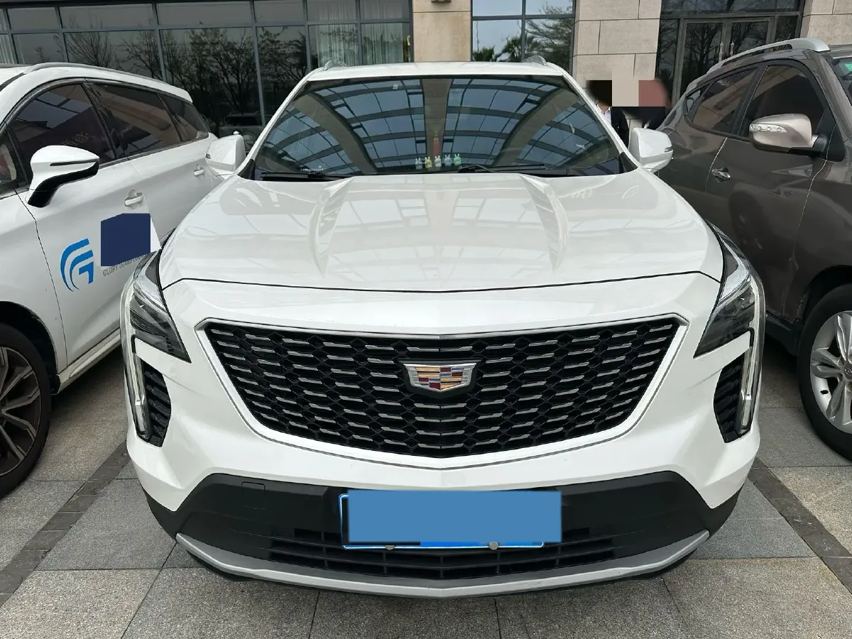 2020 Cadillac XT4 2.0T 241HP L4 9AT,autocango,china used car exporter,china ev exporter,chinese used car exporter,chinese used ev exporter