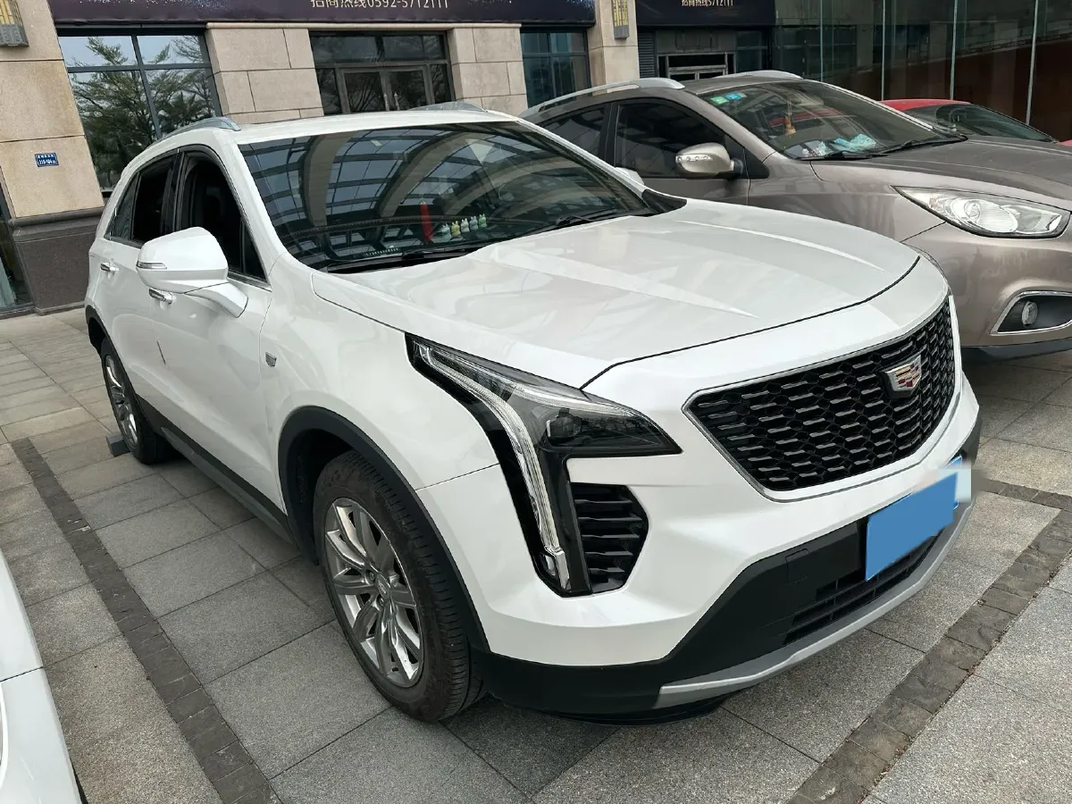 2020 Cadillac XT4 2.0T 241HP L4 9AT,autocango,china used car exporter,china ev exporter,chinese used car exporter,chinese used ev exporter