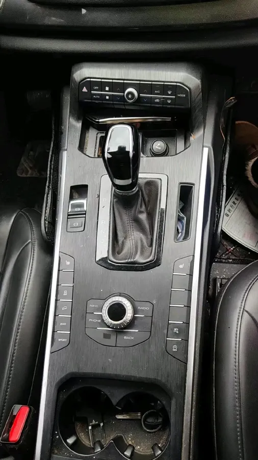 2017 WEY VV7 2.0T 234HP L4 7DCT,autocango,china used car exporter,china ev exporter,chinese used car exporter,chinese used ev exporter