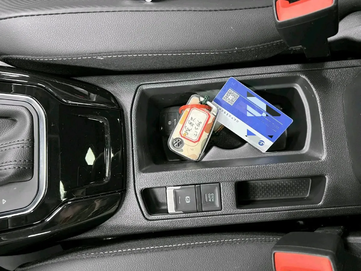 2021 Volkswagen T-Roc 1.4T 150HP L4 7DCT,autocango,china used car exporter,china ev exporter,chinese used car exporter,chinese used ev exporter