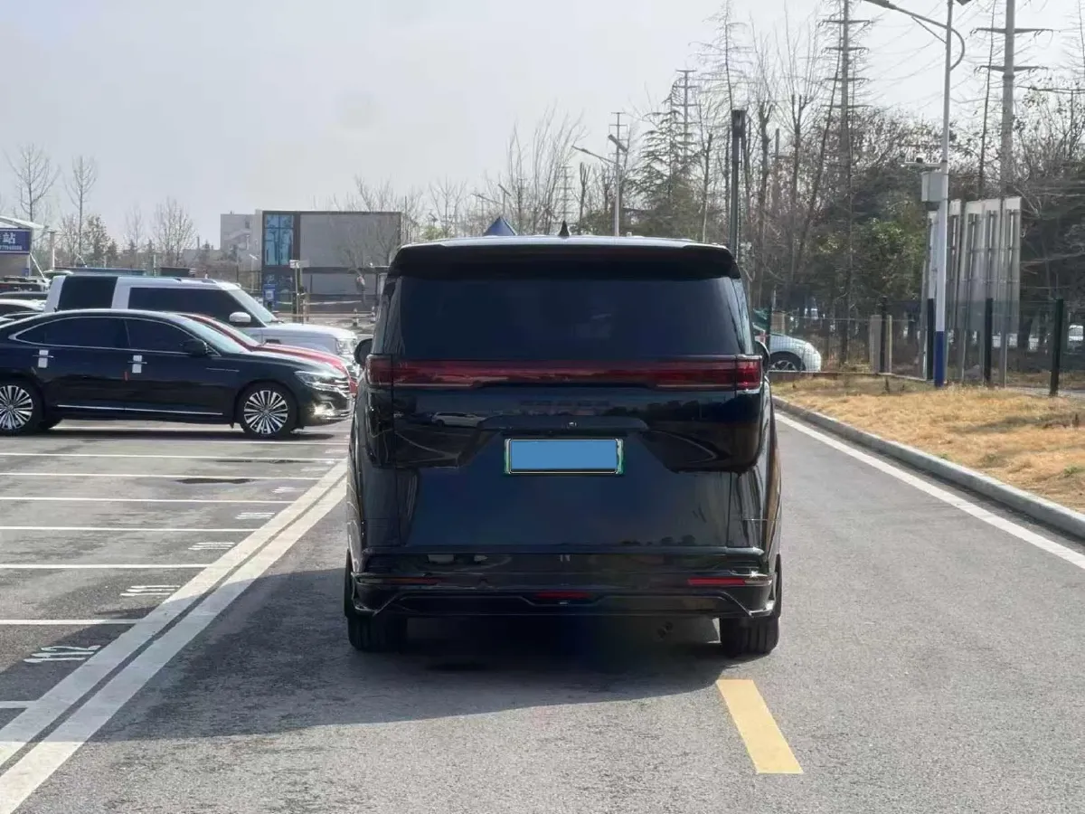 2022 BMW X2 2.0T 192HP L4 8AT,autocango,china used car exporter,china ev exporter,chinese used car exporter,chinese used ev exporter