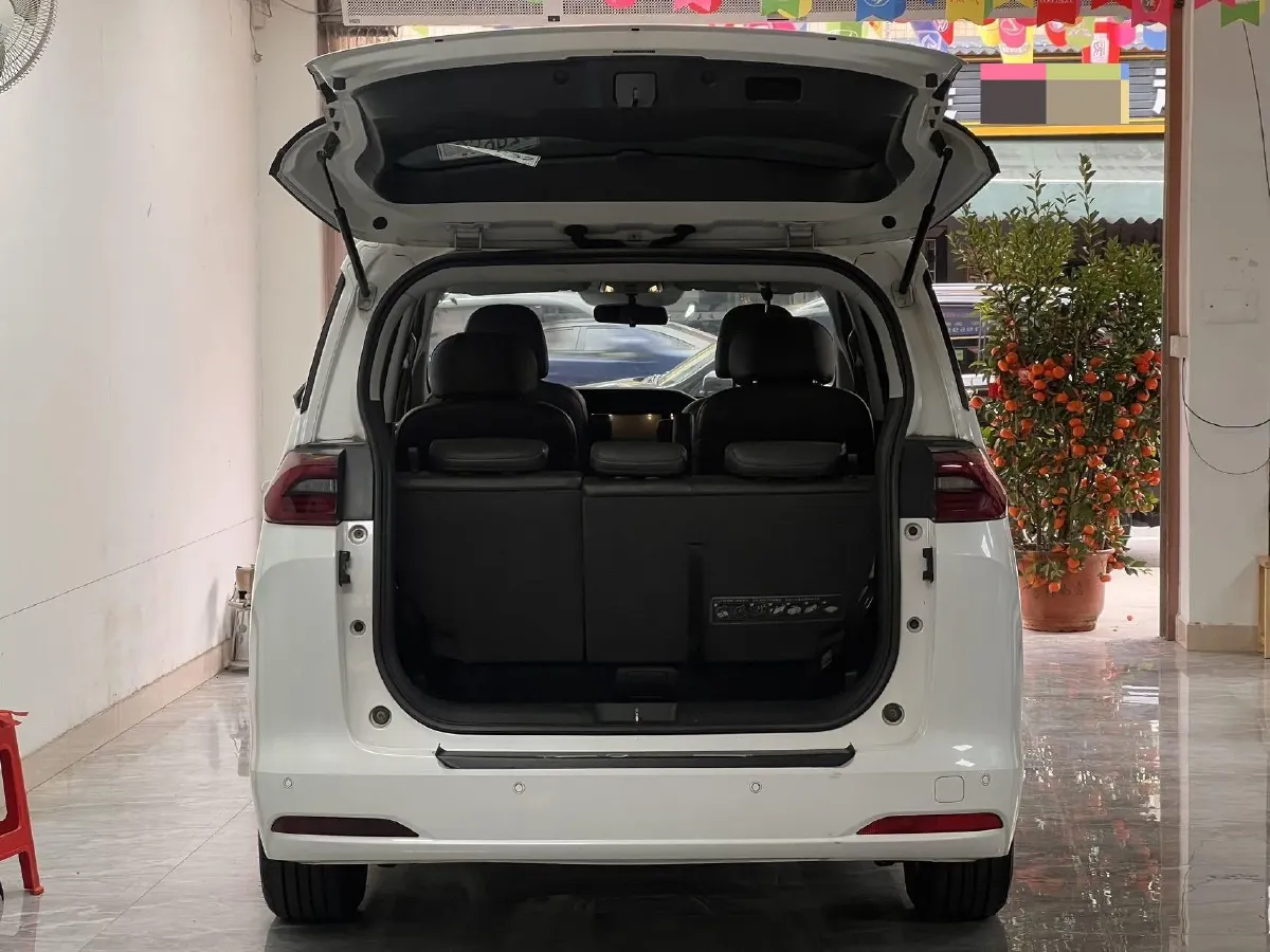 2021 GAC Trumpchi M6 1.5T 169HP L4 7DCT,autocango,china used car exporter,china ev exporter,chinese used car exporter,chinese used ev exporter