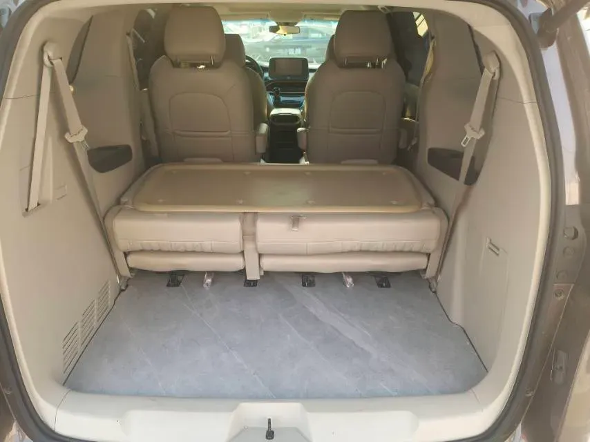 2023 Buick GL8 2.0T 237HP L4 9AT,autocango,china used car exporter,china ev exporter,chinese used car exporter,chinese used ev exporter