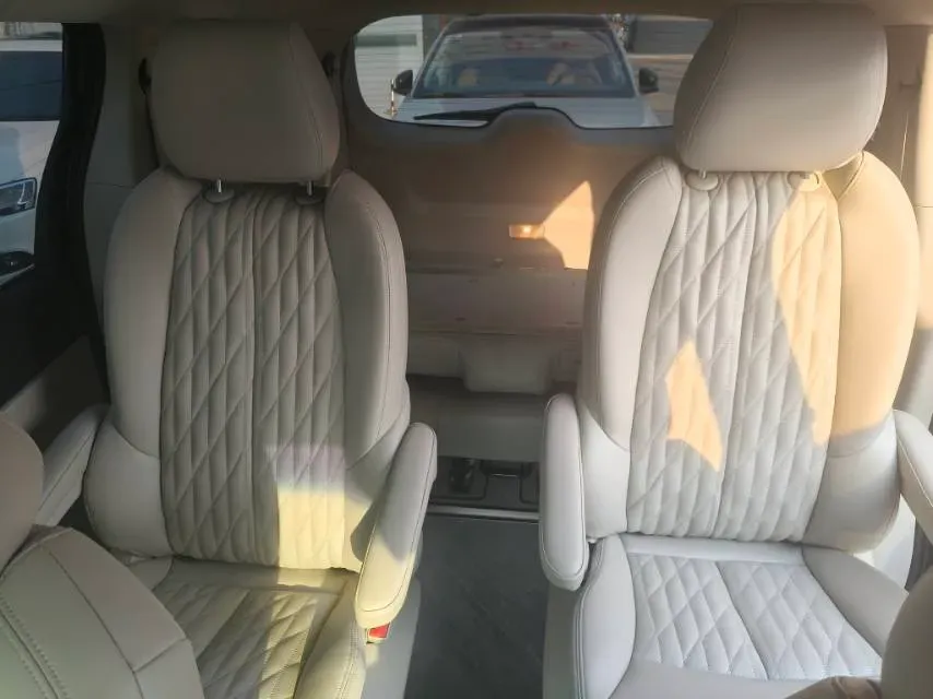 2023 Buick GL8 2.0T 237HP L4 9AT,autocango,china used car exporter,china ev exporter,chinese used car exporter,chinese used ev exporter