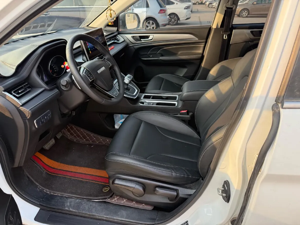 2021 Haval M6 1.5T 150HP L4 7DCT,autocango,china used car exporter,china ev exporter,chinese used car exporter,chinese used ev exporter