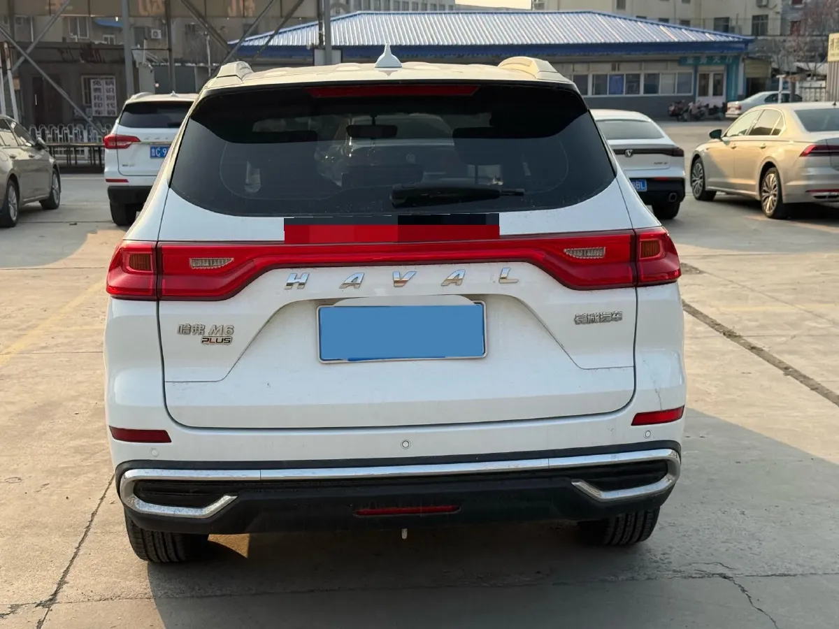 2021 Haval M6 1.5T 150HP L4 7DCT,autocango,china used car exporter,china ev exporter,chinese used car exporter,chinese used ev exporter