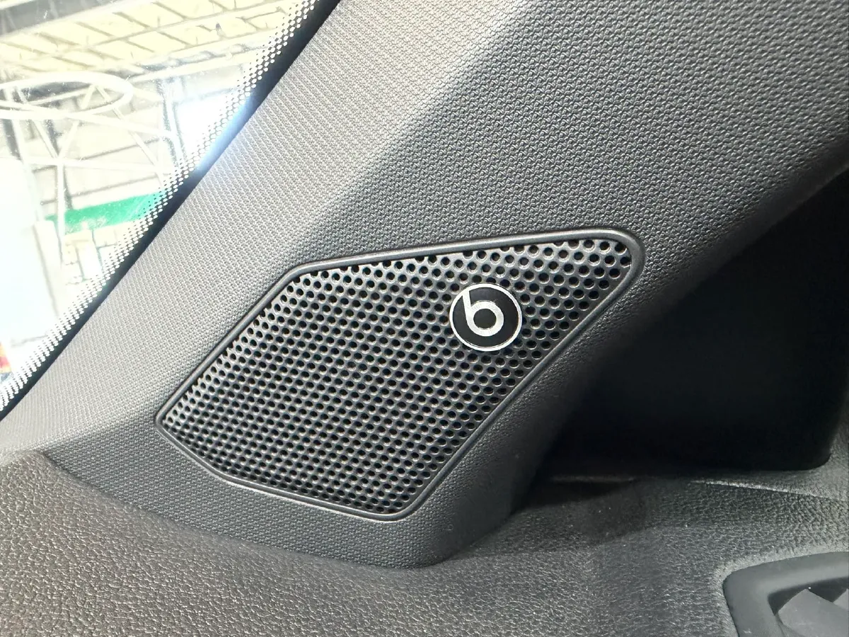 2022 Volkswagen T-Roc 1.4T 150HP L4 7DCT,autocango,china used car exporter,china ev exporter,chinese used car exporter,chinese used ev exporter