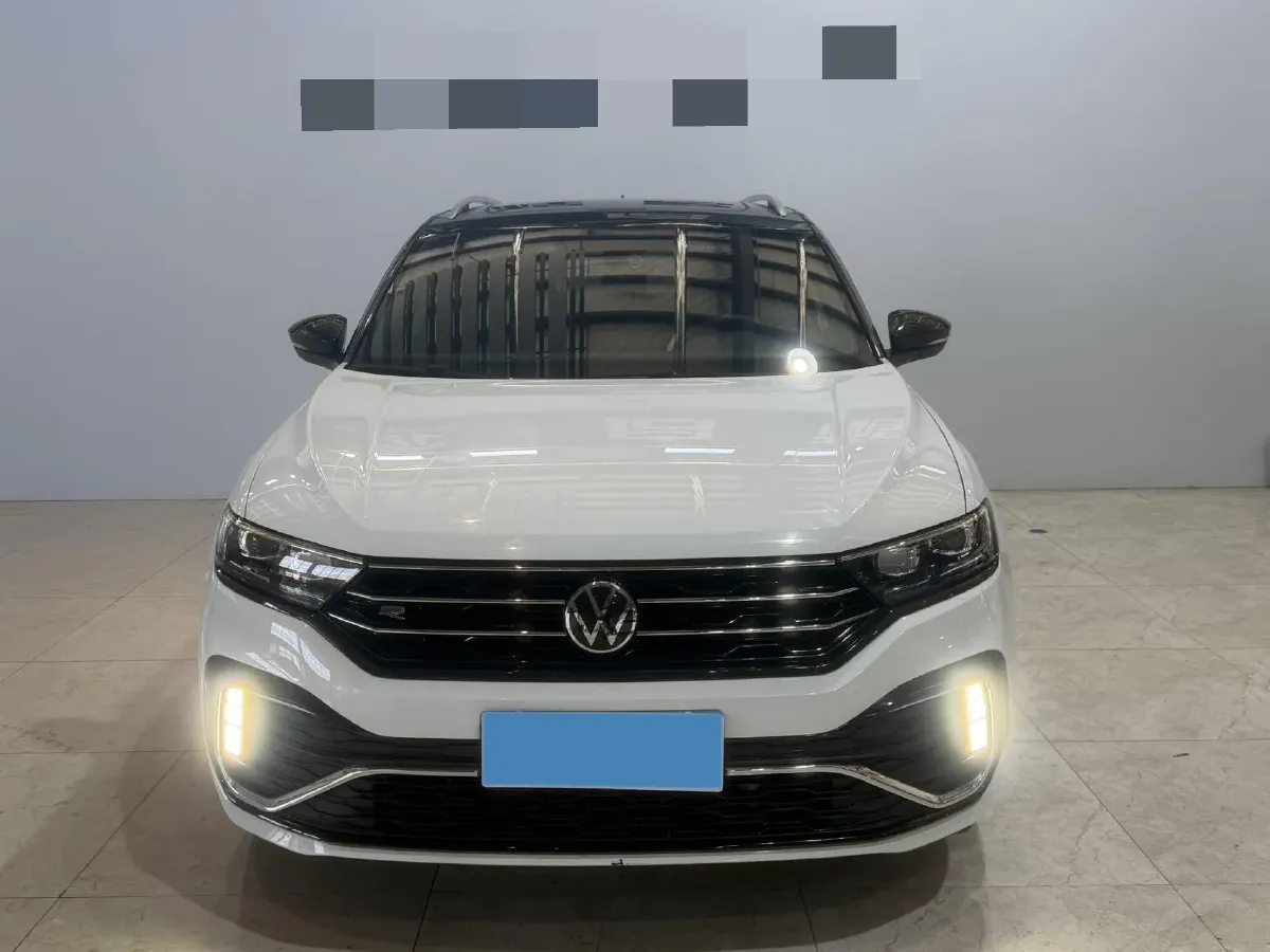 2022 Volkswagen T-Roc 1.4T 150HP L4 7DCT,autocango,china used car exporter,china ev exporter,chinese used car exporter,chinese used ev exporter