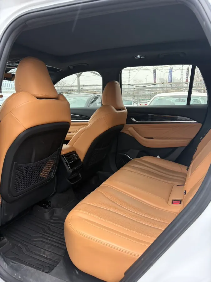 2024 Geely Monjaro 1.5T 163HP L4 3DHT Hybrid,autocango,china used car exporter,china ev exporter,chinese used car exporter,chinese used ev exporter