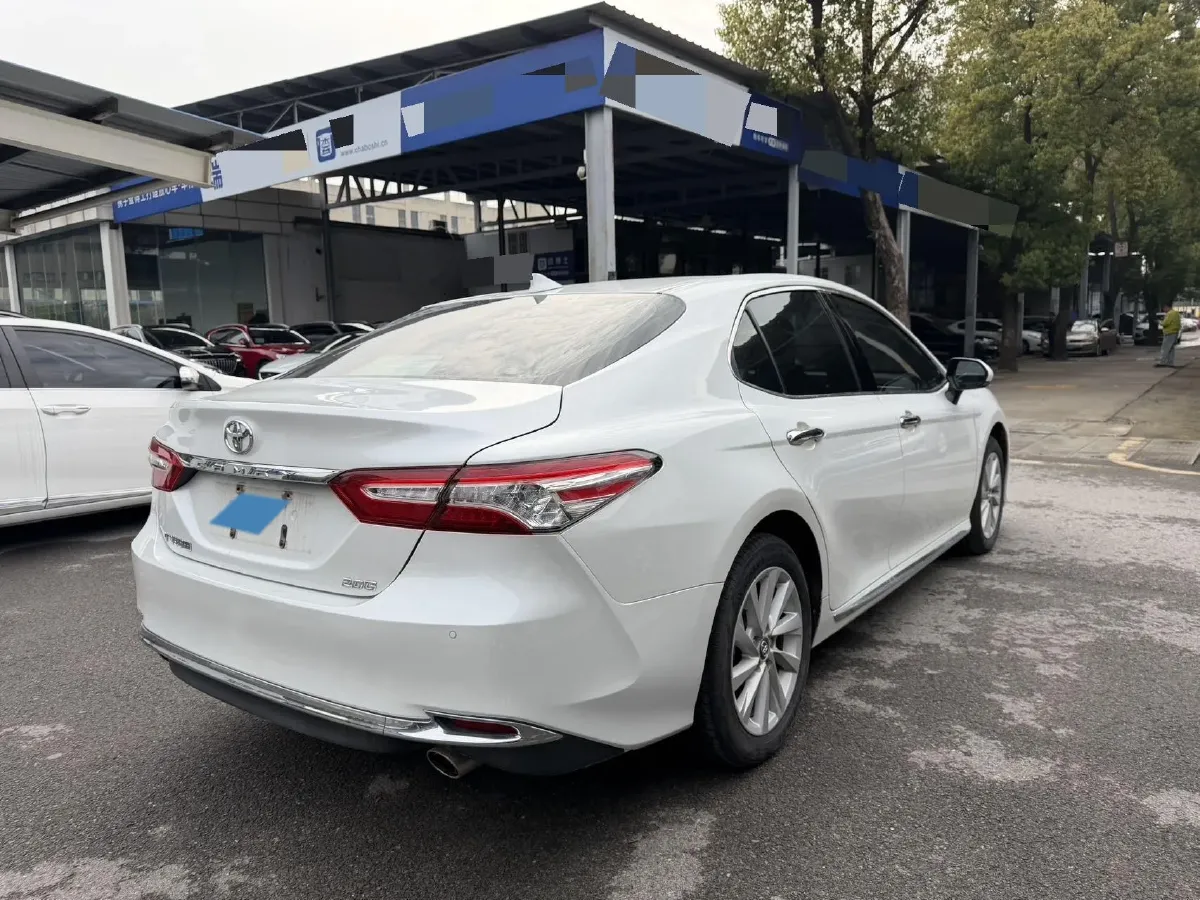 2023 Toyota Camry 2.0L 177HP L4 CVT,autocango,china used car exporter,china ev exporter,chinese used car exporter,chinese used ev exporter