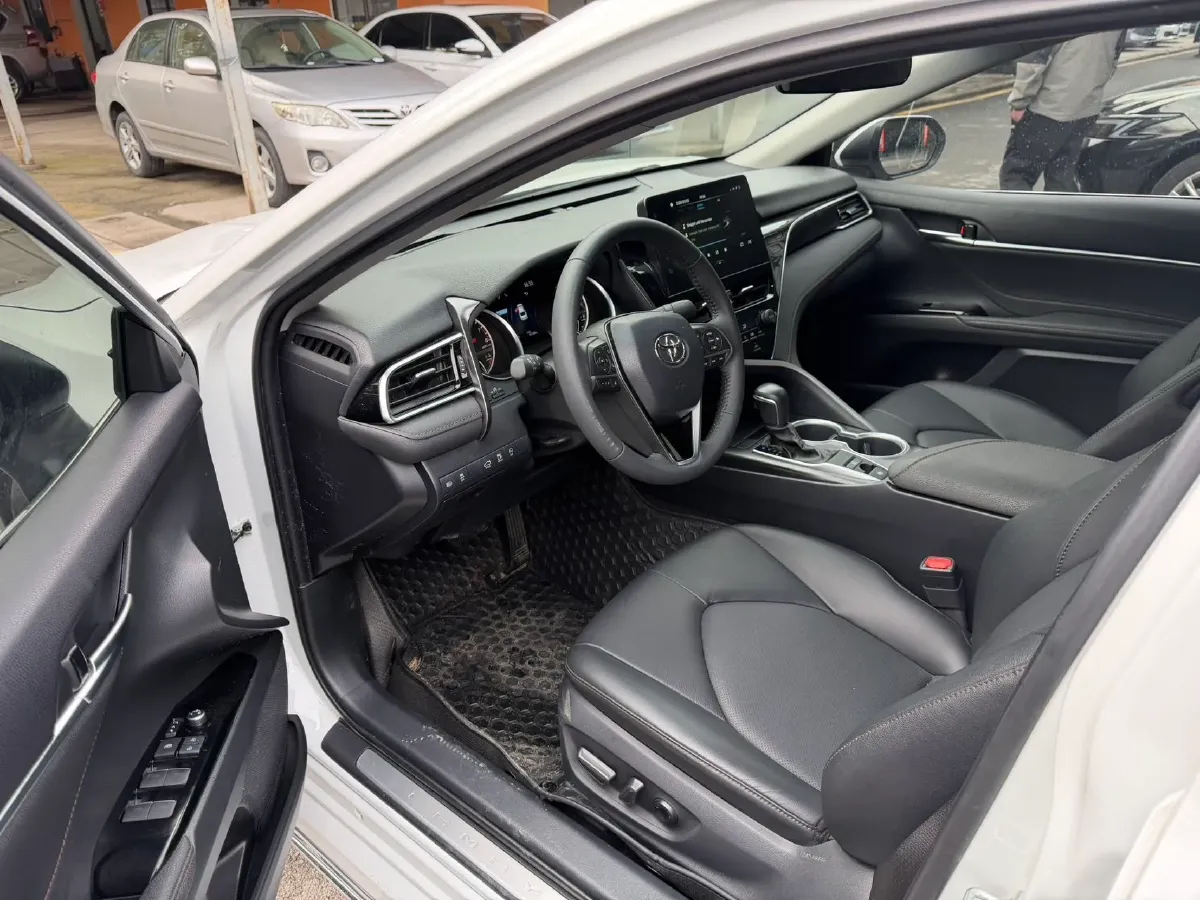 2023 Toyota Camry 2.0L 177HP L4 CVT,autocango,china used car exporter,china ev exporter,chinese used car exporter,chinese used ev exporter