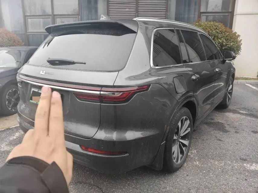 2020 Li ONE Range Extended 131HP REEV 40.5KWH,autocango,china used car exporter,china ev exporter,chinese used car exporter,chinese used ev exporter