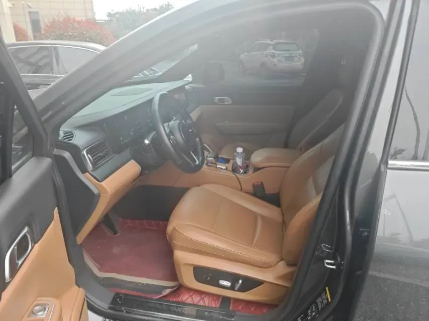 2020 Li ONE Range Extended 131HP REEV 40.5KWH,autocango,china used car exporter,china ev exporter,chinese used car exporter,chinese used ev exporter