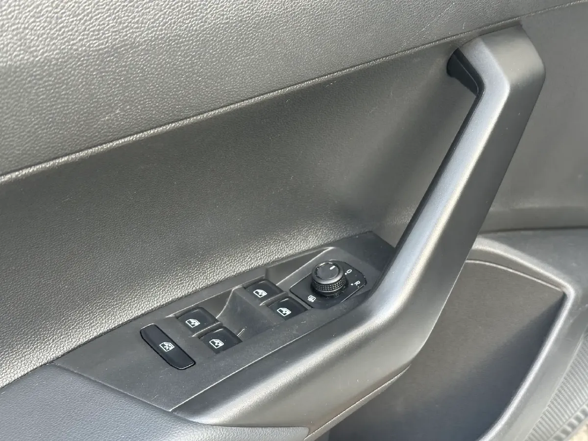 2021 Haval H6 1.5T 169HP L4 7DCT,autocango,china used car exporter,china ev exporter,chinese used car exporter,chinese used ev exporter