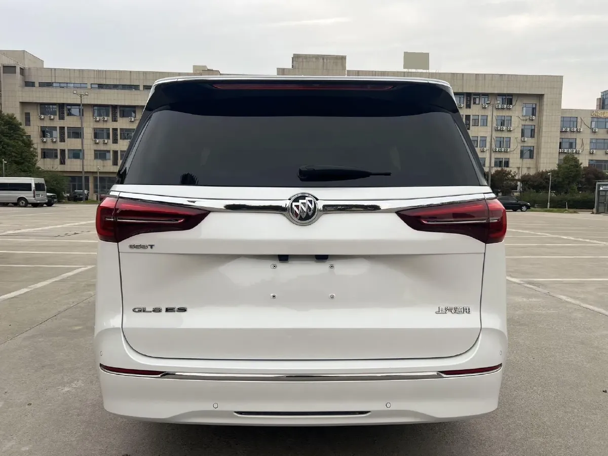 2022 Buick GL8 2.0T 237HP L4 9AT,autocango,china used car exporter,china ev exporter,chinese used car exporter,chinese used ev exporter