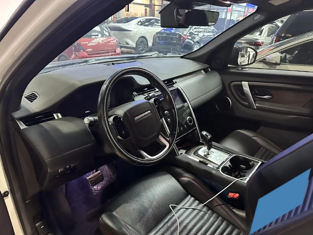 2020 Land Rover Discovery Sport 2.0T 249HP L4 9AT,autocango,china used car exporter,china ev exporter,chinese used car exporter,chinese used ev exporter